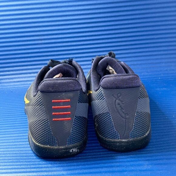 Size 18- Men’s Nike Kobe 11 XI Em Low Philippines Sneakers Blue 836183-447 RARE main image 4